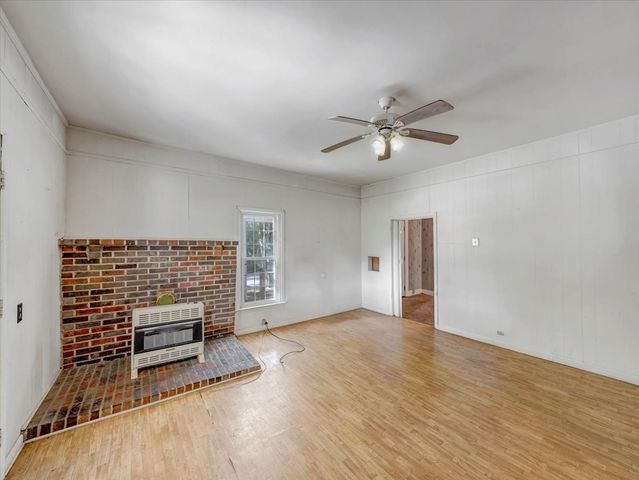 1811 Indian Creek Rd, Pulaski, TN 38478