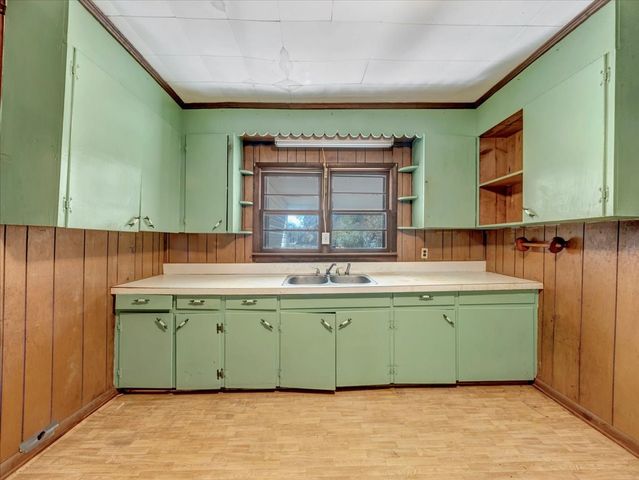 1811 Indian Creek Rd, Pulaski, TN 38478