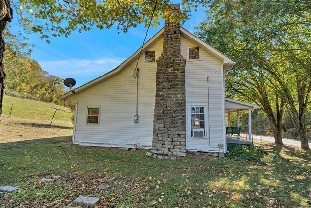 1811 Indian Creek Rd, Pulaski, TN 38478