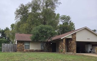 8602 E 135th Street S, Bixby, OK 74008
