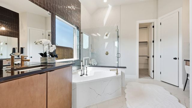 4933 Water Lily Lane, Fort Worth, TX 76036