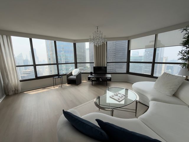 405 N Wabash Avenue 4704, Chicago, IL 60611