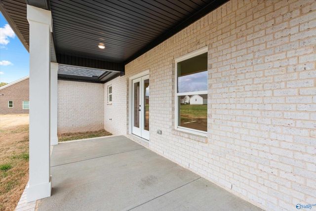 23921 Justin Brent Circle, Elkmont, AL 35620