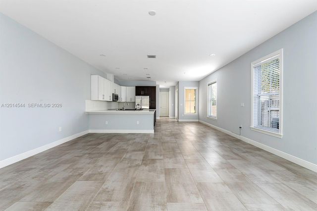 1031 NE 13th Ave, Fort Lauderdale, FL 33304