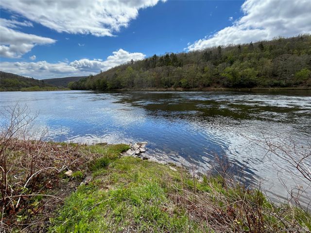 12 Homeyer Road, Glen Spey, NY 12737