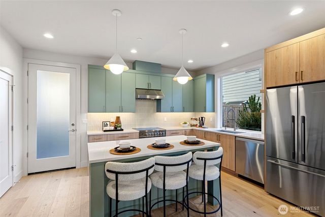 9315 132nd Avenue NE, Kirkland, WA 98033