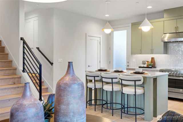 9315 132nd Avenue NE, Kirkland, WA 98033