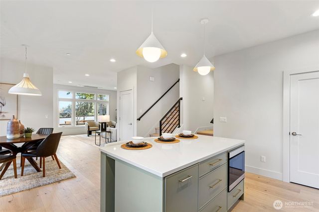 9315 132nd Avenue NE, Kirkland, WA 98033