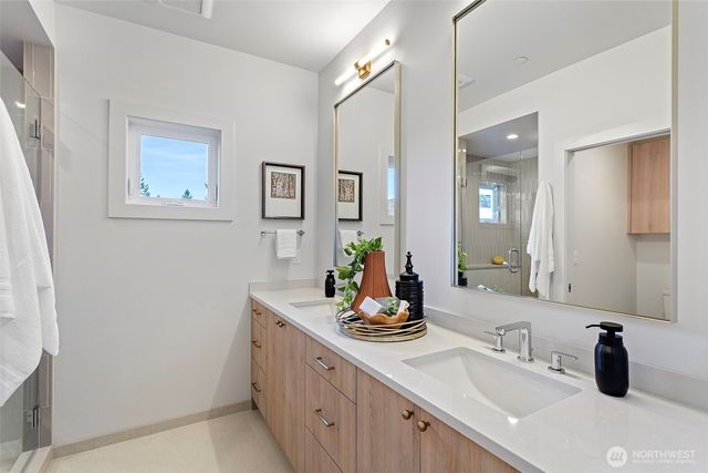 9315 132nd Avenue NE, Kirkland, WA 98033