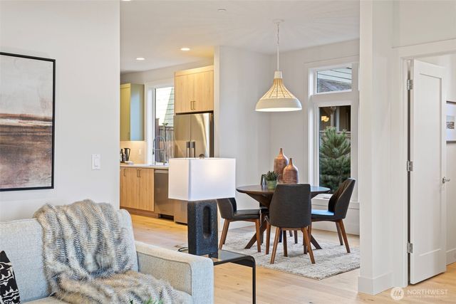 9315 132nd Avenue NE, Kirkland, WA 98033