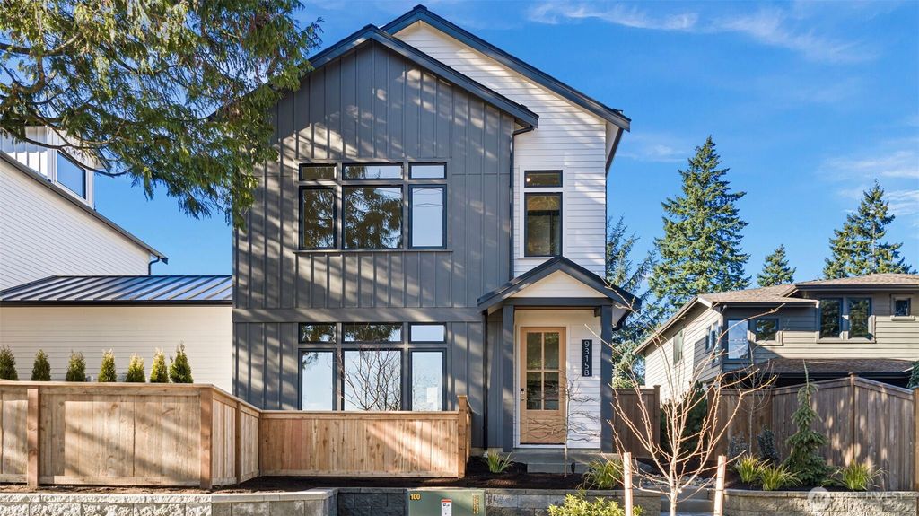 9315 132nd Avenue NE, Kirkland, WA 98033