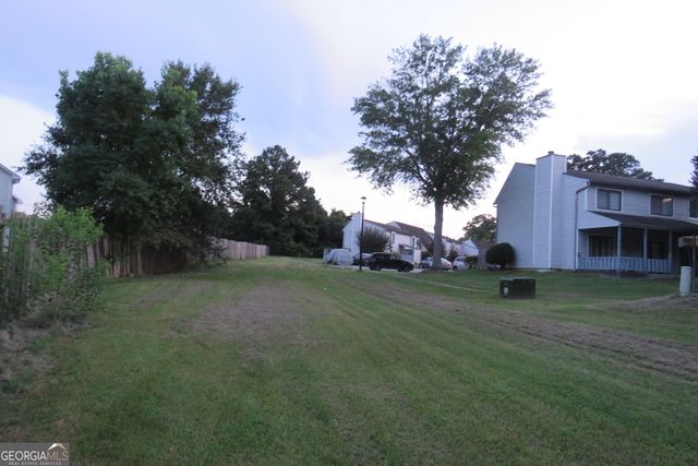 22 FAIRVIEW Drive, Jonesboro, GA 30238