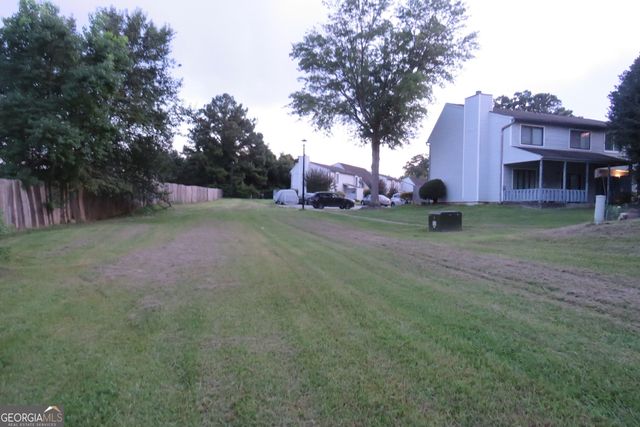 22 FAIRVIEW Drive, Jonesboro, GA 30238