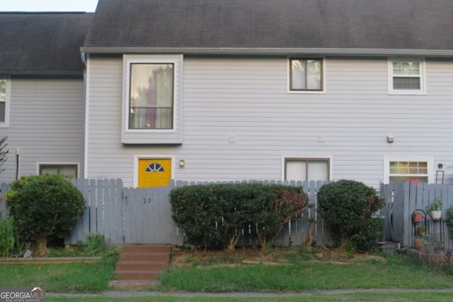22 FAIRVIEW Drive, Jonesboro, GA 30238