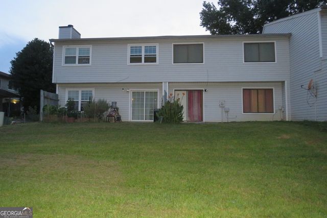 22 FAIRVIEW Drive, Jonesboro, GA 30238