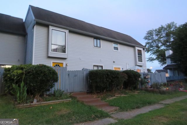 22 FAIRVIEW Drive, Jonesboro, GA 30238