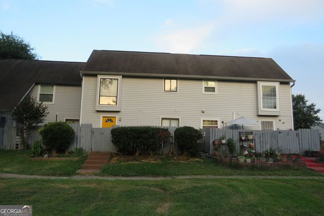 22 FAIRVIEW Drive, Jonesboro, GA 30238