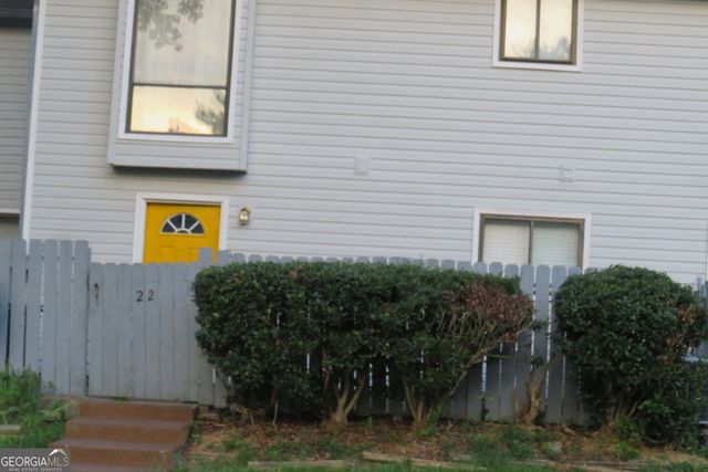 22 FAIRVIEW Drive, Jonesboro, GA 30238
