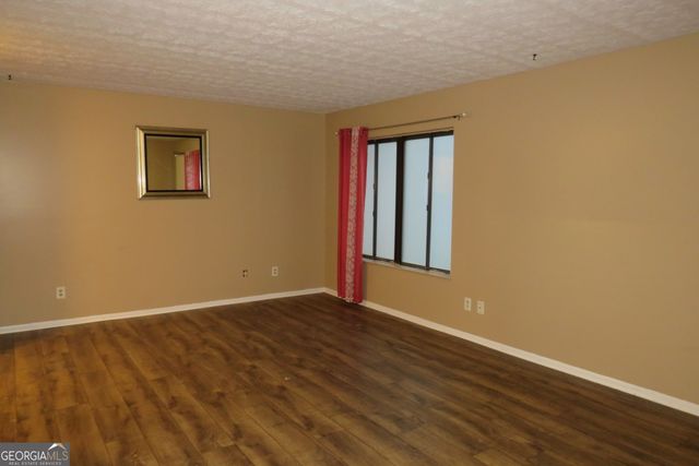 22 FAIRVIEW Drive, Jonesboro, GA 30238
