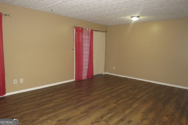 22 FAIRVIEW Drive, Jonesboro, GA 30238