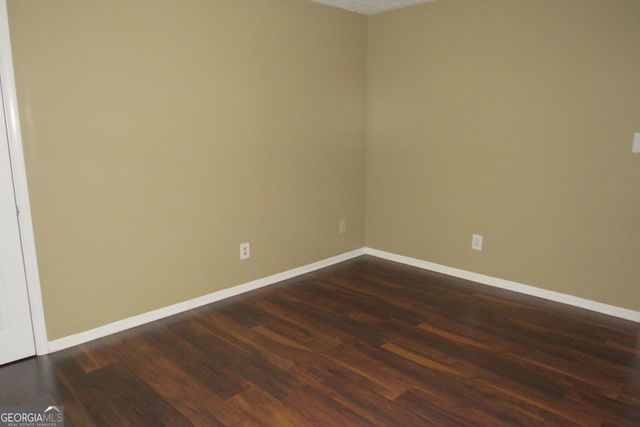 22 FAIRVIEW Drive, Jonesboro, GA 30238