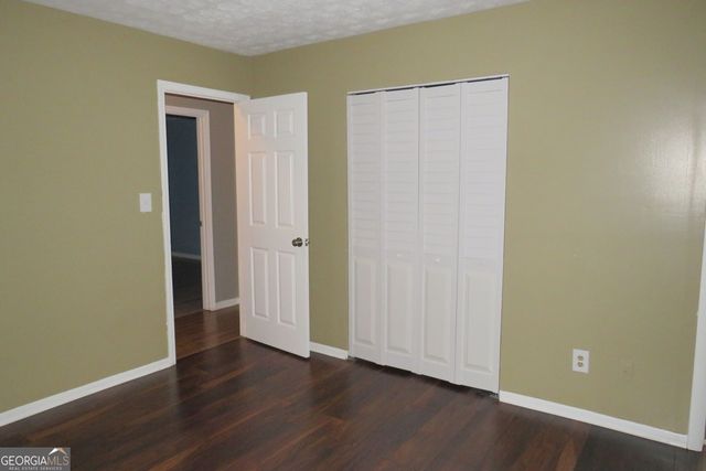 22 FAIRVIEW Drive, Jonesboro, GA 30238