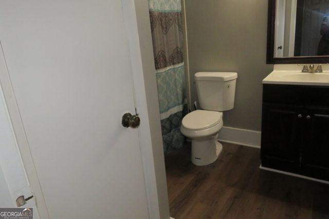 22 FAIRVIEW Drive, Jonesboro, GA 30238