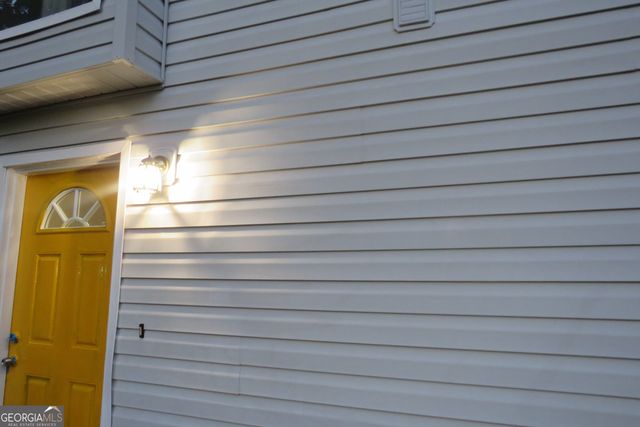22 FAIRVIEW Drive, Jonesboro, GA 30238