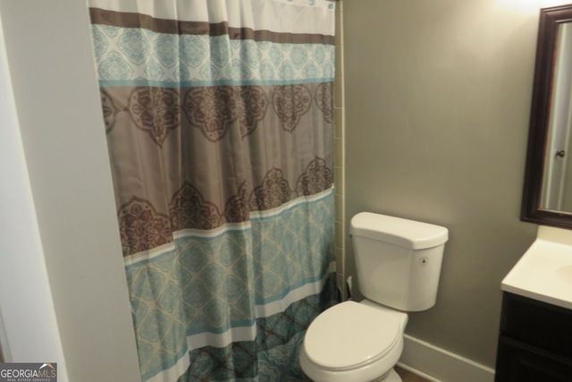 22 FAIRVIEW Drive, Jonesboro, GA 30238