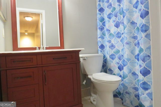 22 FAIRVIEW Drive, Jonesboro, GA 30238