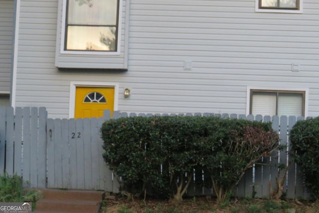 22 FAIRVIEW Drive, Jonesboro, GA 30238