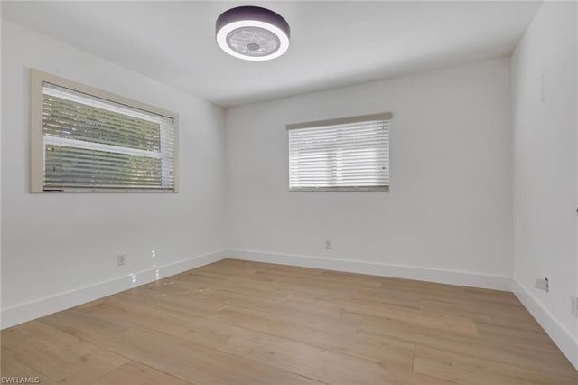 10450 Windsor WAY, Naples, FL 34109