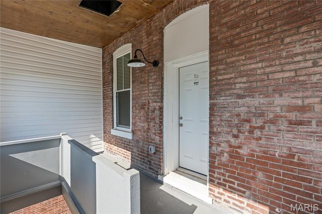 4138 Iowa Avenue, St Louis, MO 63118