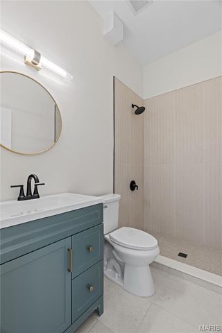 4138 Iowa Avenue, St Louis, MO 63118