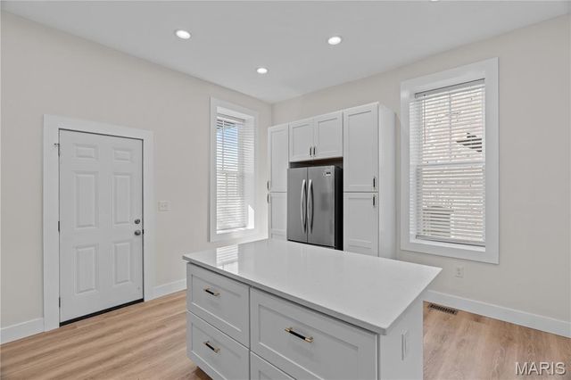 4138 Iowa Avenue, St Louis, MO 63118
