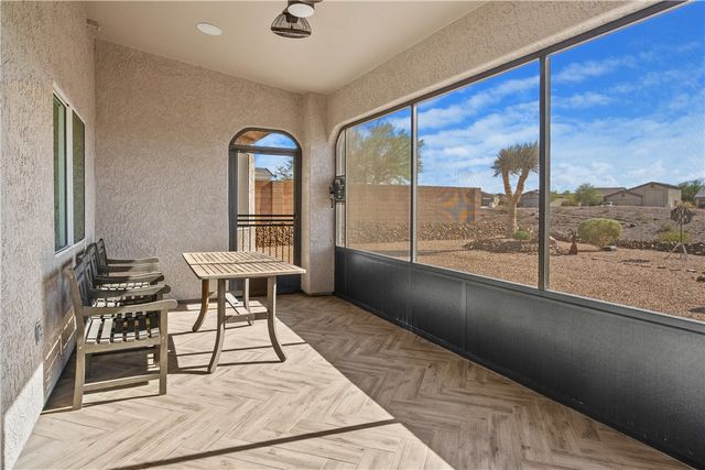 2648 Slide Mountain Loop, Bullhead City, AZ 86442