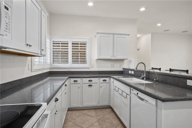 2648 Slide Mountain Loop, Bullhead City, AZ 86442