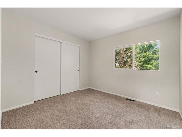 864 Mockingbird Ln, Brighton, CO 80601