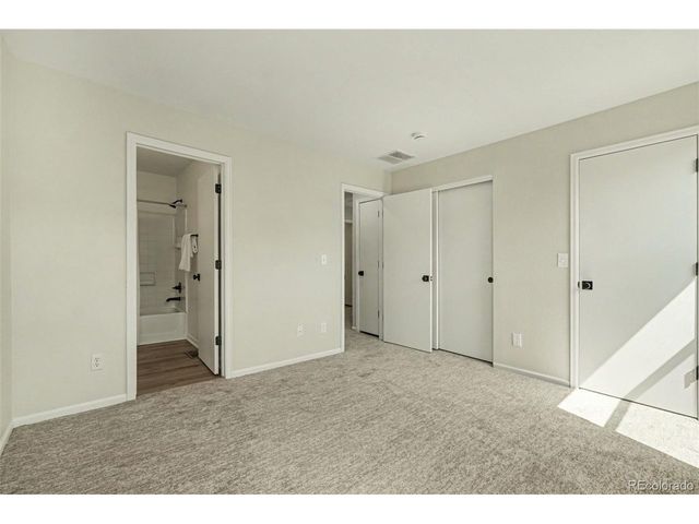 864 Mockingbird Ln, Brighton, CO 80601