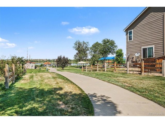 864 Mockingbird Ln, Brighton, CO 80601