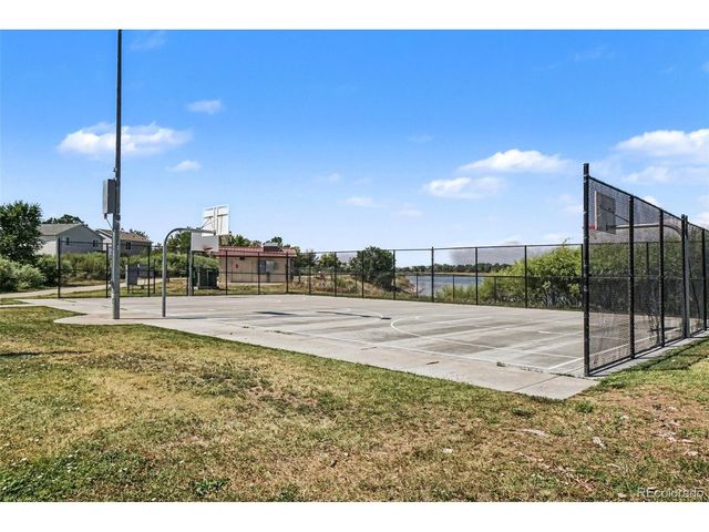 864 Mockingbird Ln, Brighton, CO 80601