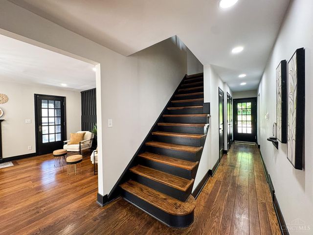 3923 Wess Park Drive, Cincinnati, OH 45217