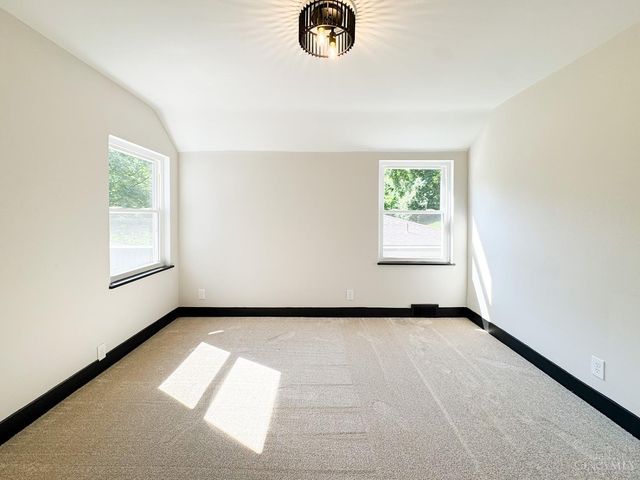 3923 Wess Park Drive, Cincinnati, OH 45217