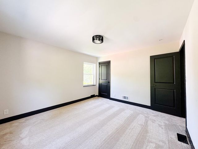 3923 Wess Park Drive, Cincinnati, OH 45217