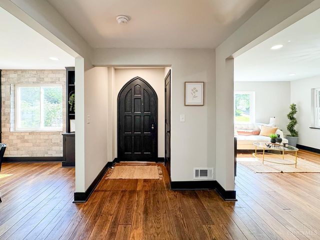 3923 Wess Park Drive, Cincinnati, OH 45217