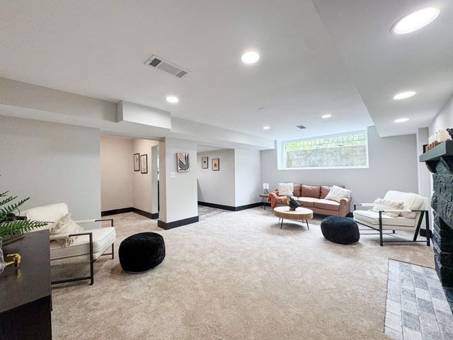 3923 Wess Park Drive, Cincinnati, OH 45217