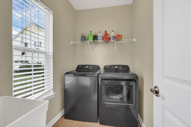 7844 Adare Court, 5, Dublin, OH 43016