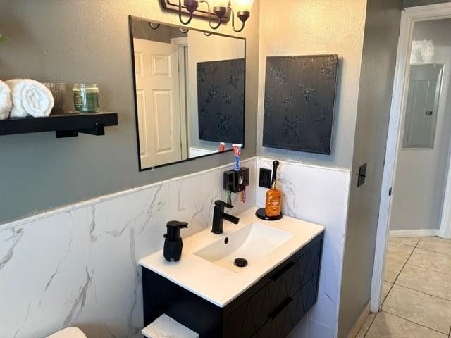 2518 NW 15, Fort Lauderdale, FL 33311