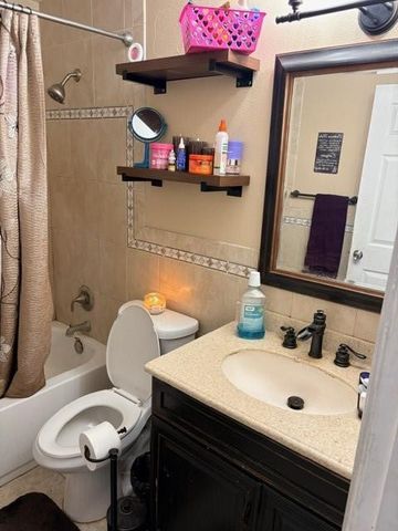 2518 NW 15, Fort Lauderdale, FL 33311