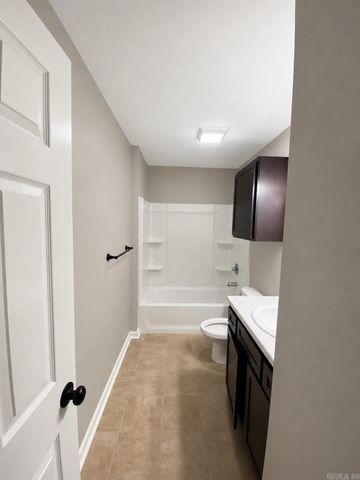 1033 Gina Circle Unit A-B, Jacksonville, AR 72076